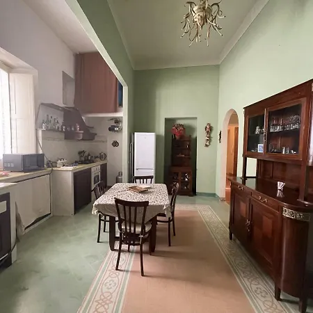 Rooms For Rent Tropea