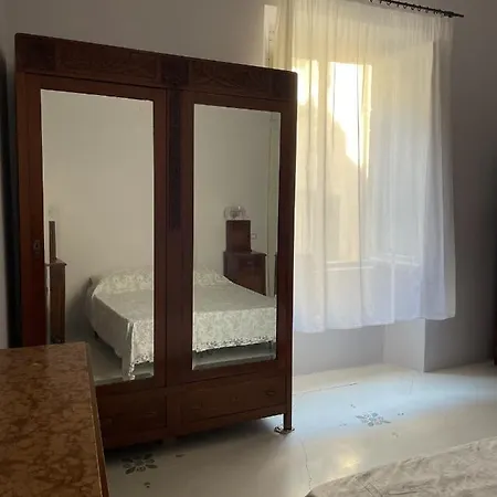 بيت ضيافة Rooms For Rent Tropea تروبيا