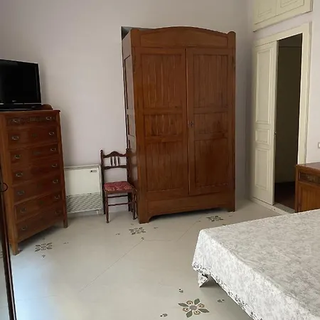 Rooms For Rent Tropea